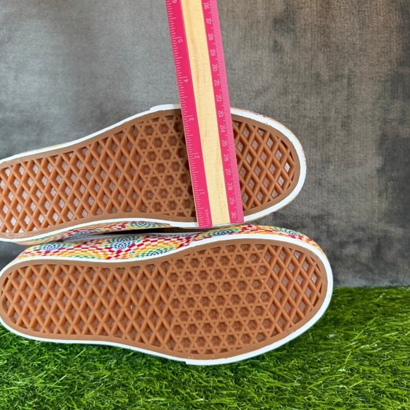 Vans Old Skool Platform Pride Rainbow Checkered Skate Shoes Women US 6.5 - Picture 10 of 13